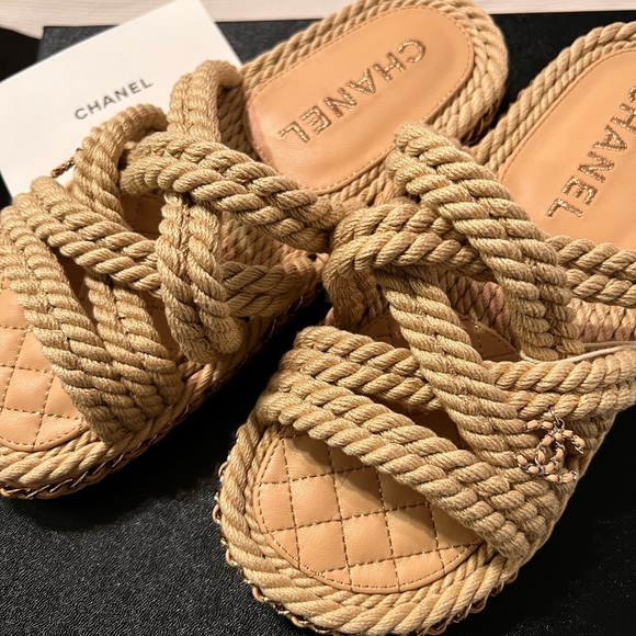 NEW CHANEL rope sandal size: 36 color: beige Never worn - Picture 4 of 11